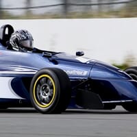 avis Stage de Pilotage en Formule Renault près de Paris - Autodrome de Linas-Montlhéry