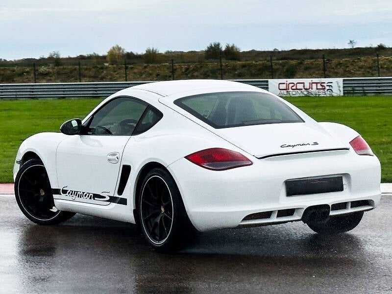 stage de drift en porsche cayman s sur circuit à la ferté-gaucher