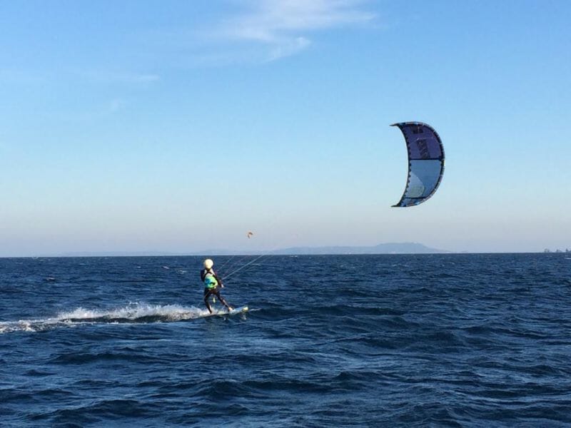 Stage de Kitesurf à Hyères - Cours de Kitesurf sur la Côte d'Azur