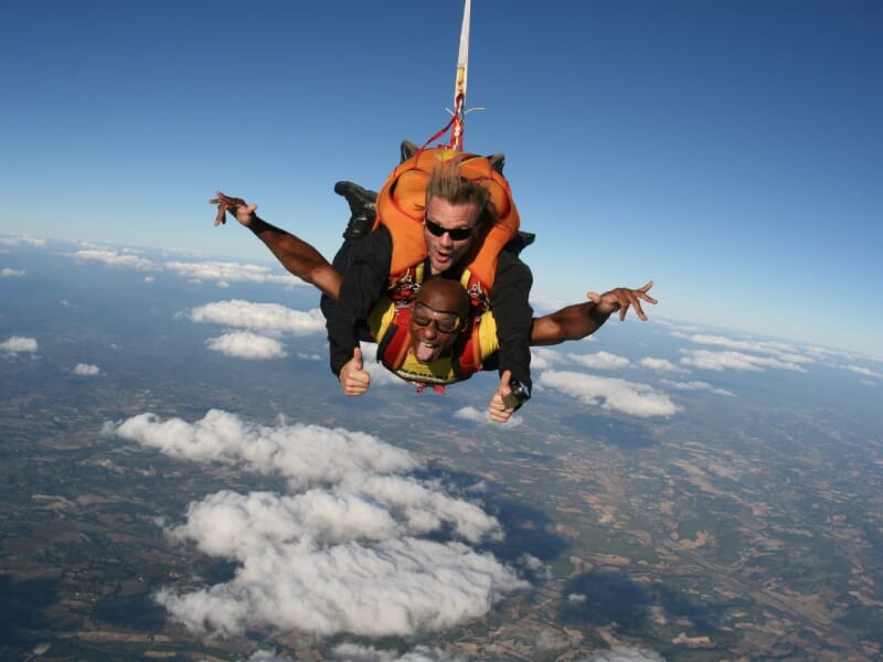 Saut en Parachute en Tandem près de Cahors