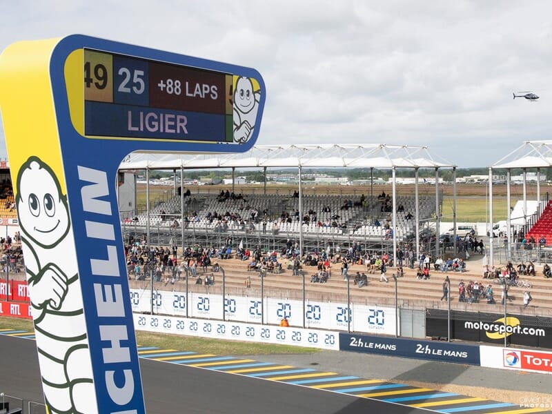 Baptême de l'Air en Hélicoptère - Survol du Circuit des 24 h du Mans