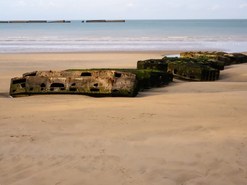 Baptême de l'Air en Hélicoptère près de Caen - Survol des Plages du Débarquement