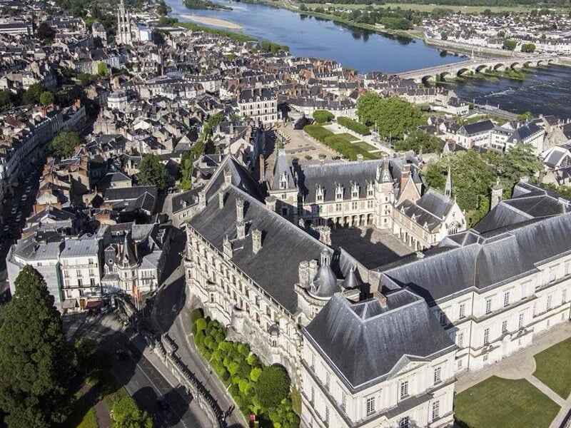 la ville de tours vue du ciel