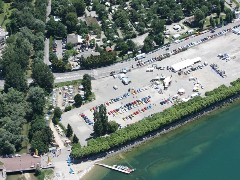 Baptême de l'Air en Hélicoptère près de Chambéry - Aéroport Chambéry Savoie Mont Blanc