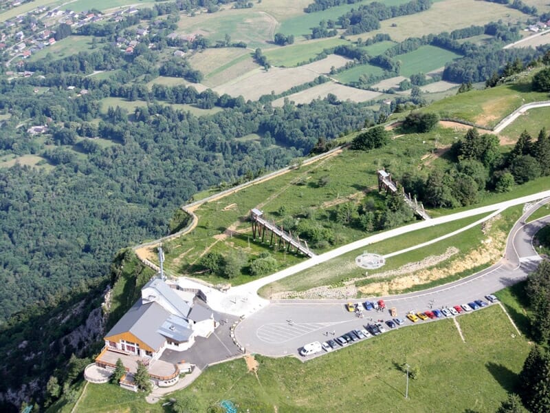 Baptême de l'Air en Hélicoptère près de Chambéry - Aéroport Chambéry Savoie Mont Blanc