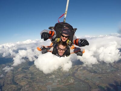coffret cadeau 100% Saut en Parachute Saut en Parachute en Tandem près de Toulouse - Cazères