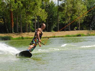 Téléski-nautique, Wakeboard ou Kneeboard près de Poitiers