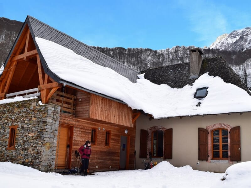 Séjour Raquettes à Neige en Ariège - Chalet de Montagne au Cœur des Pyrénées