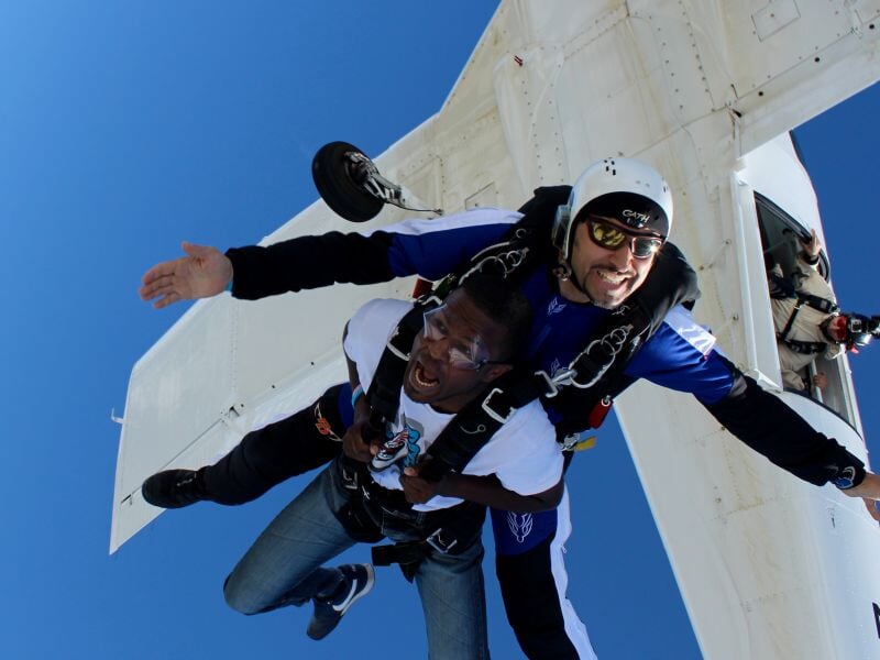 parachute,parachutisme,nevers,saut,saut tandem,paris nevers