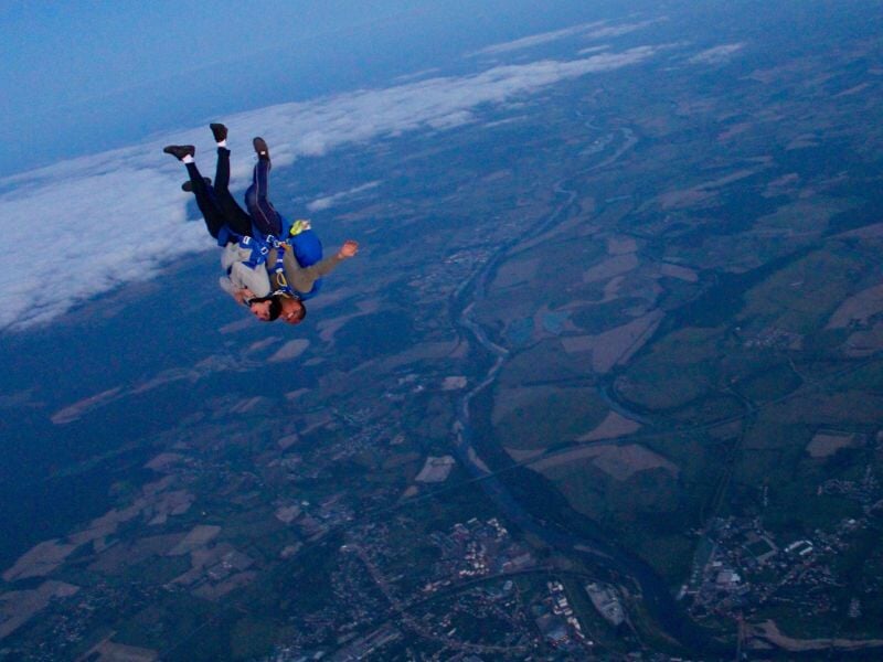 parachute,parachutisme,nevers,saut,saut tandem,paris nevers