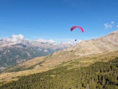 Baptême de parapente près de Puy Saint Vincent