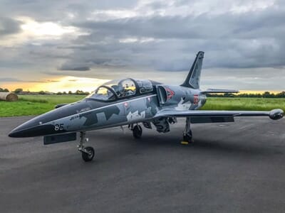 Baptême en Avion de Chasse près de Toulouse - Aéroport de Carcassonne