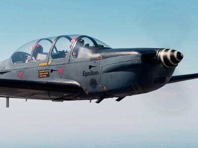 Vol en Avion d'Entraînement Militaire près de Nantes