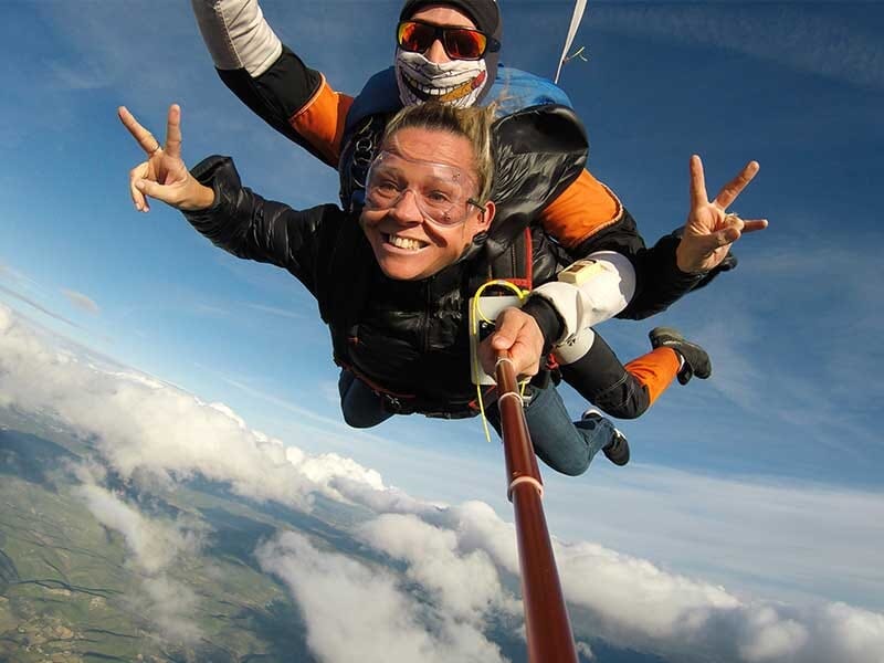 Saut en Parachute en Tandem à Montélimar