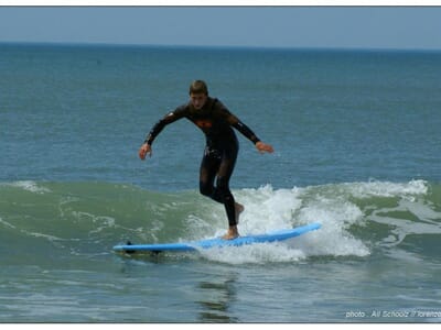 Surf - Stage Hot Dog Style