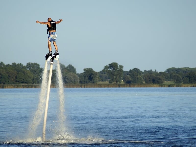 Flyboard près de Nice - Base Nautique de Saint-Laurent-du-Var