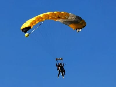 Saut en Parachute près d'Avignon