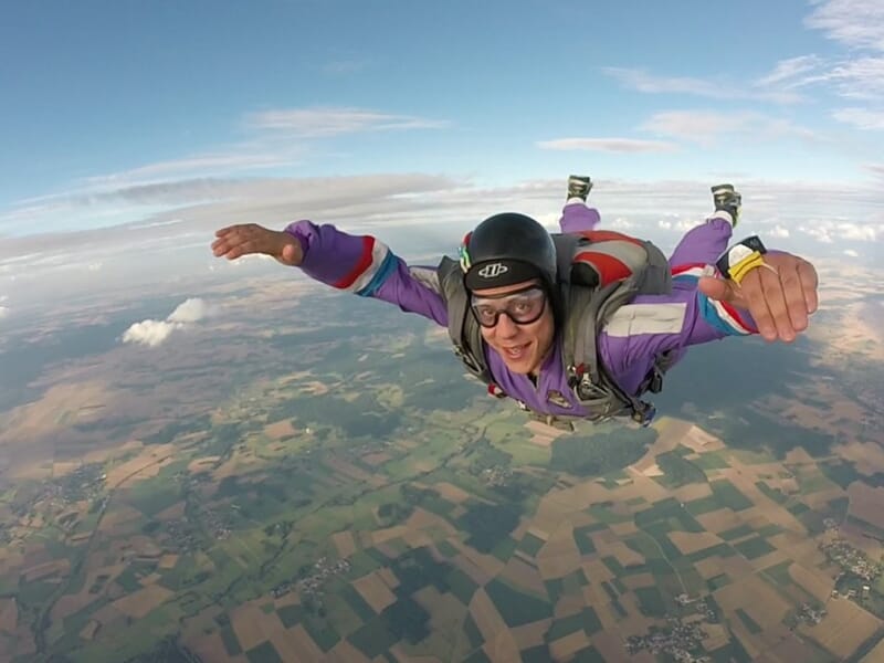Saut d'Initiation au Parachute à Dijon