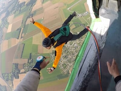 Saut en Parachute à Ouverture Automatique à Dieppe