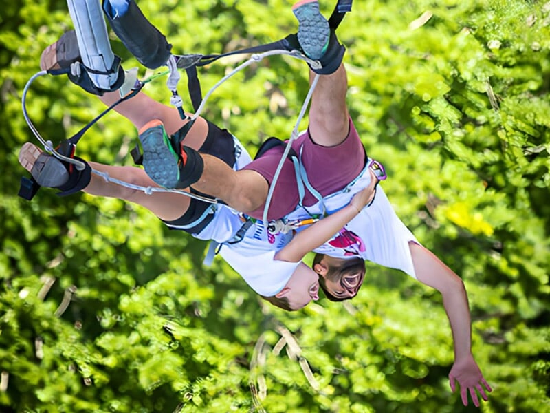 les joies du saut en tandem
