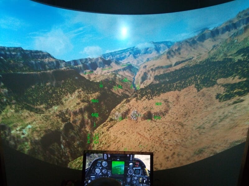 Simulateur de Vol en Avion de Chasse près de Fréjus - Roquebrune-sur-Argens