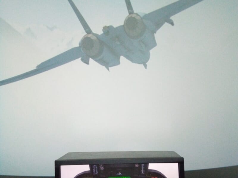 Simulateur de Vol en Avion de Chasse près de Fréjus - Roquebrune-sur-Argens