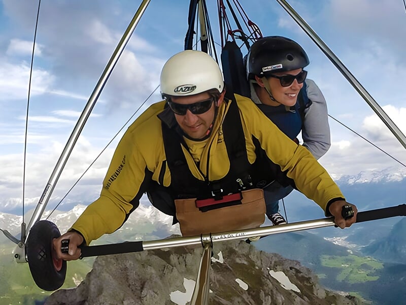 un baptême tandem en deltaplane en Haute-Savoie
