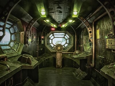 Expérience Immersive en Simulateur de Sous-Marin à Lyon