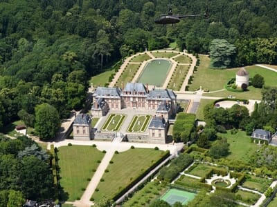 Baptême en Hélicoptère près de Versailles