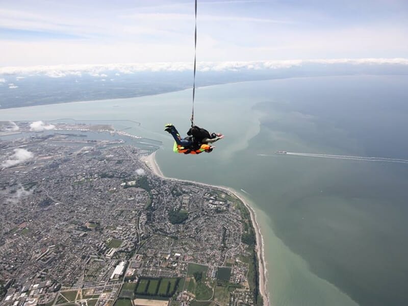 Saut en Parachute en Tandem à Abbeville