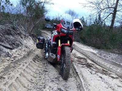 coffret cadeau 100% Moto Classique Stage de Pilotage Moto Maxi Trail Off-Road près de Bordeaux