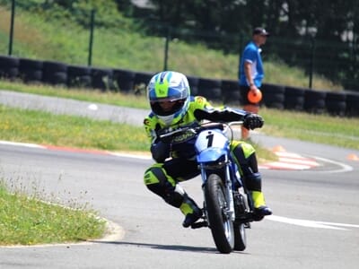 Stage de Pilotage Moto Enfant près de Bordeaux - Circuit d'Escource