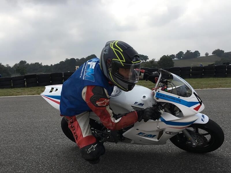 Stage de Pilotage Moto - Circuit de Pau-Arnos