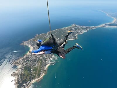 Saut en Parachute en Tandem près de Lorient