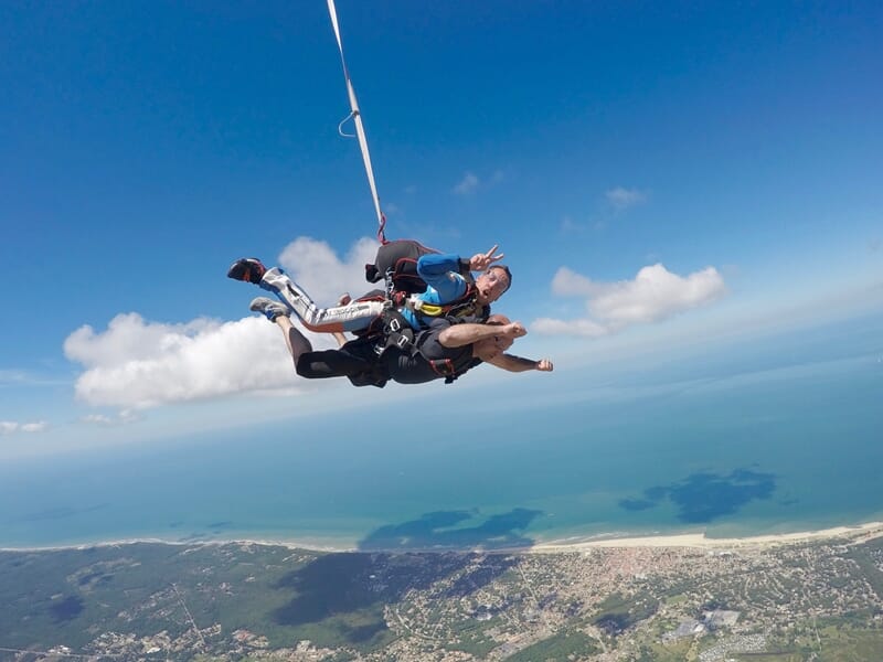gsdSeo.titreSaut en Parachute en Tandem à Soulac-sur-Mer
