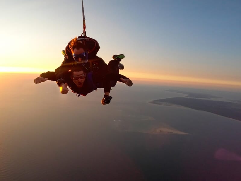 gsdSeo.titreSaut en Parachute en Tandem à Soulac-sur-Mer