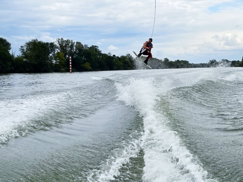 wakeboarder à la prairie saint nicolas