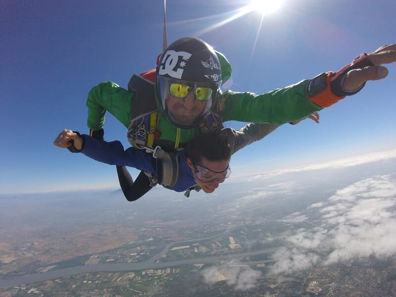 Saut en Parachute en Tandem près d'Avignon - Pujaut