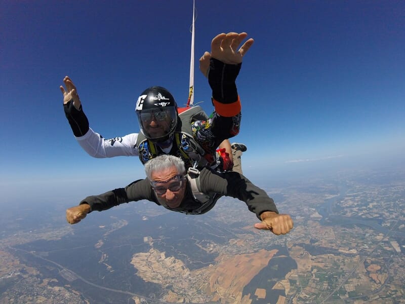 Saut en Parachute en Tandem près d'Avignon - Pujaut