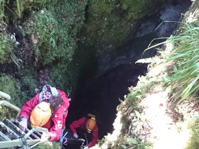 Spéléologie près de Métabief - Grotte aux Fées