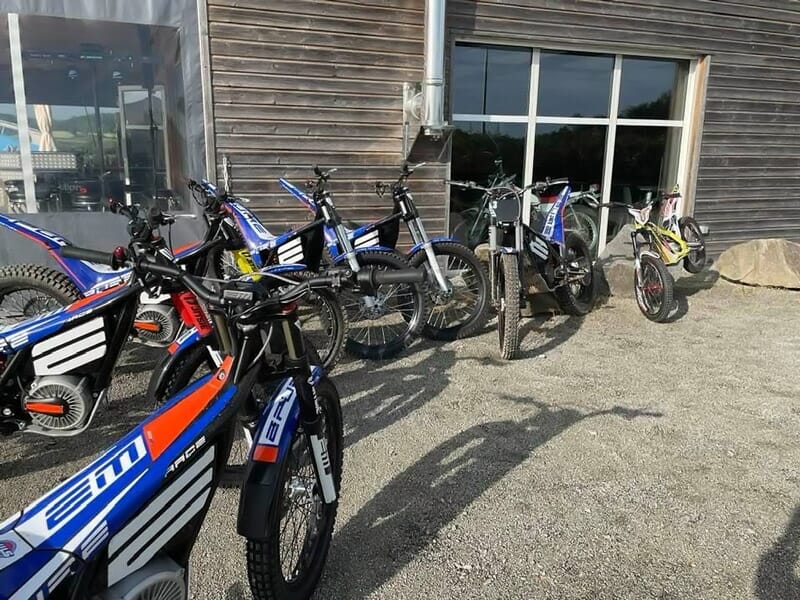 Randonnée en Moto Trial électrique à Chamrousse