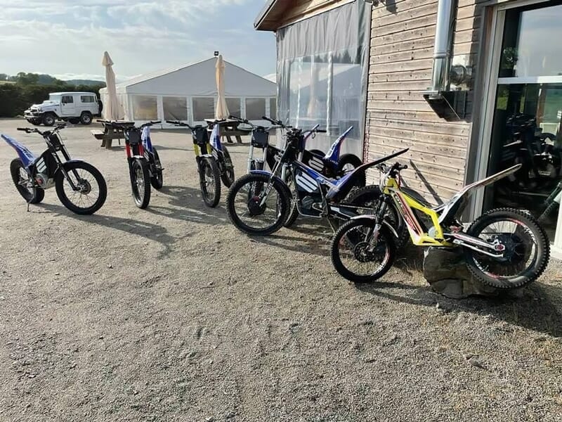 Randonnée en Moto Trial électrique à Chamrousse