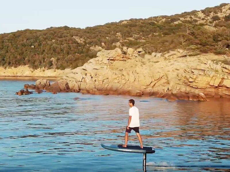 Surf Électrique sur la Côte d'Azur - E-foil en région de Nice
