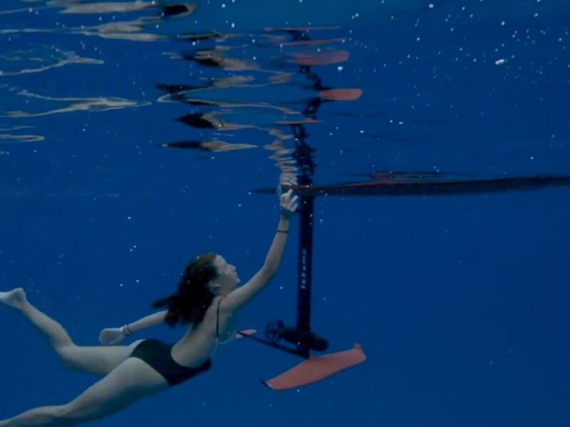 Surf Électrique sur la Côte d'Azur - E-foil en région de Nice