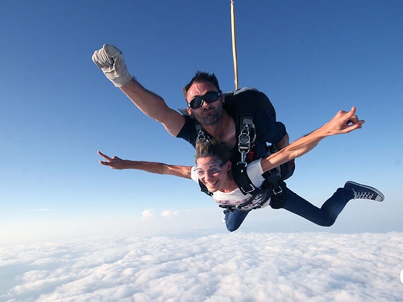 Saut en Parachute en Tandem près d'Alençon - Mortagne-au-Perche