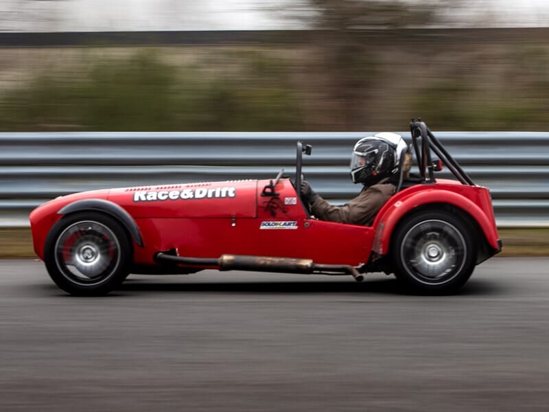 gsdSeo.titreBaptême Passager en Caterham Cup près de Guéret - Circuit de Mornay