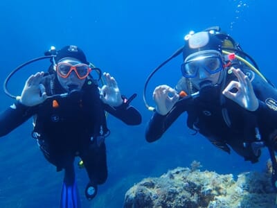 Baptême de Plongée près de Toulon - Découverte de la plongée sous-marine dans les Îles d'Hyères