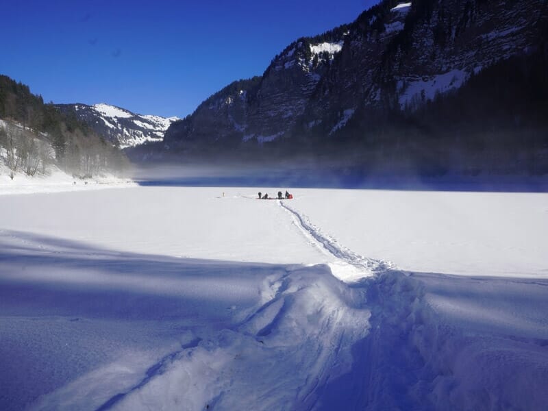 Plongée sous Glace près d'Avoriaz - Lac de Montriond