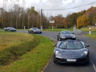 Stage de Pilotage sur Route en Voiture de Sport à Tours