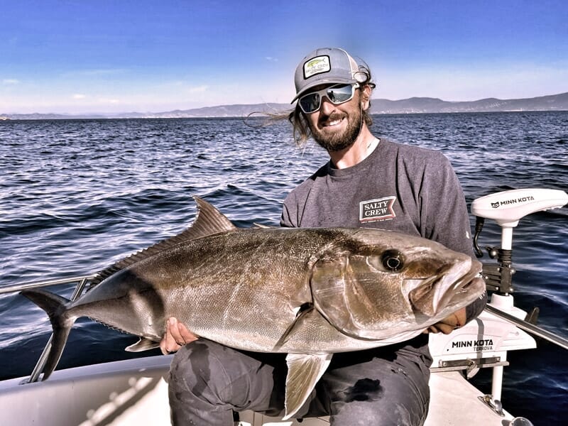 une belle prise pour le moniteur de pêche